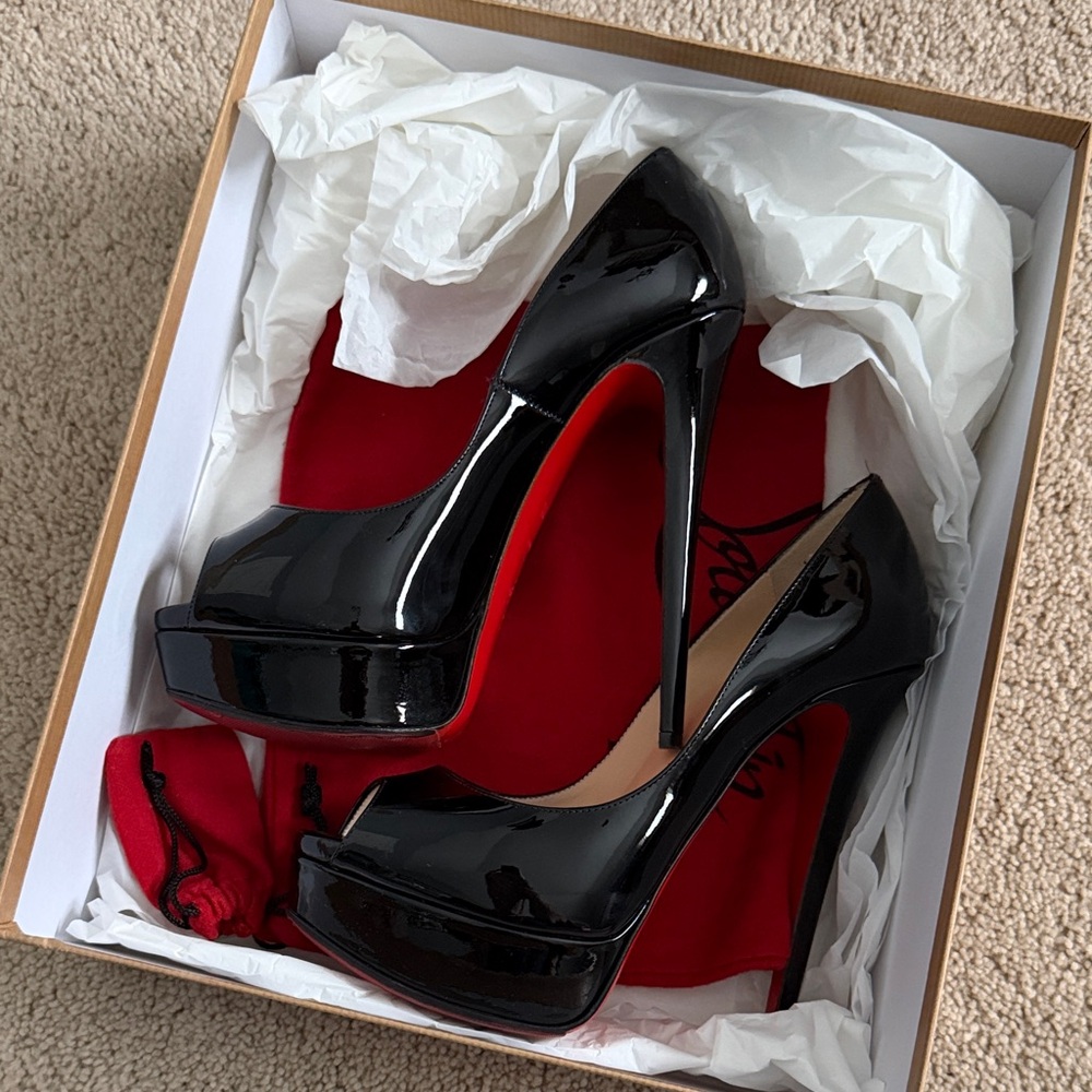CHRISTIAN LOUBOUTIN Black Patent Leather Peep Toe High Heels Pumps Size 36.5